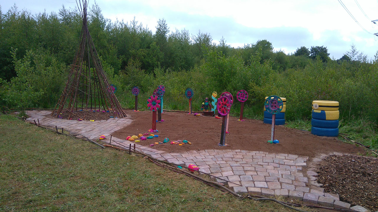 First Fantastic Feature Installed in Sensory Park!